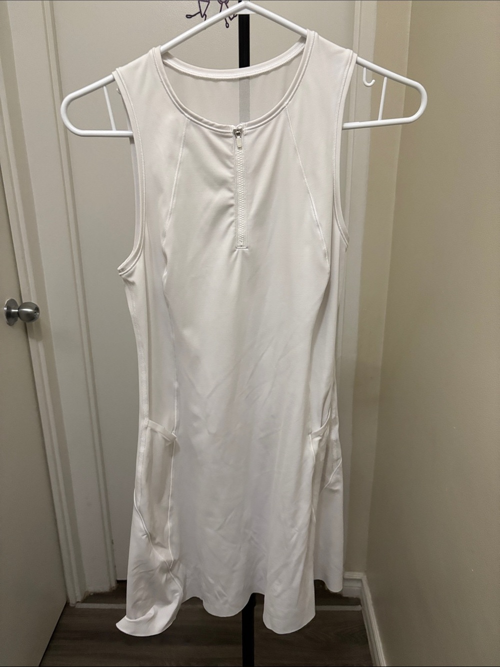 Athleta White Sleeveless Zip-Front Sleep Chemise